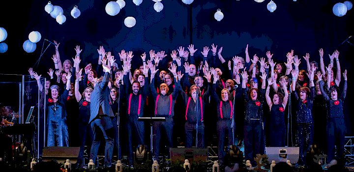 Gallery CLAPPING VOICES CHOIR - Val_3905rid2